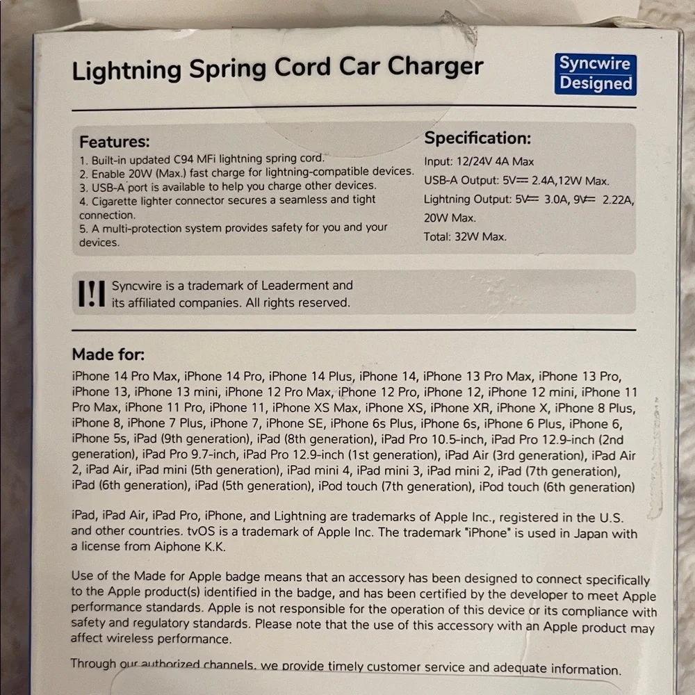 Syncwire Black Lightning Car Charger New In Box iPhone iPad Compatible